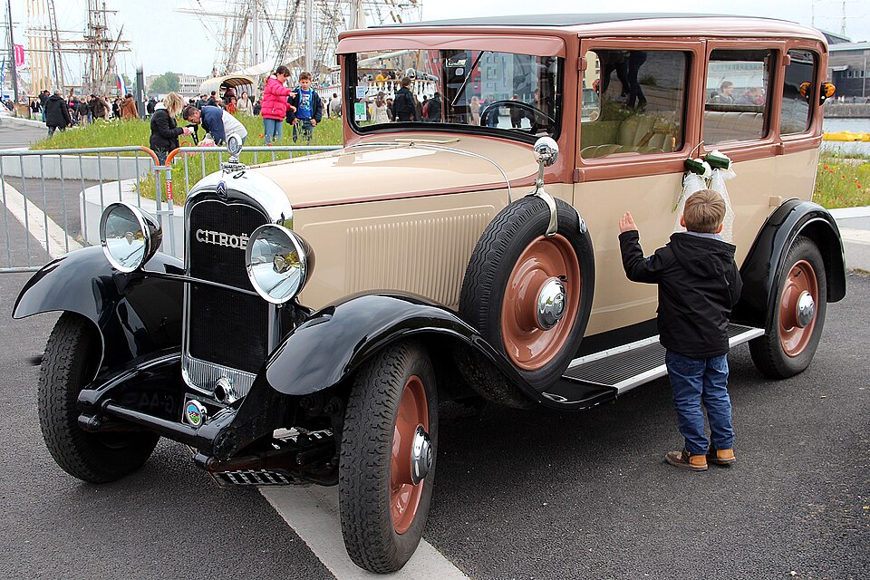 C4 (1928)
